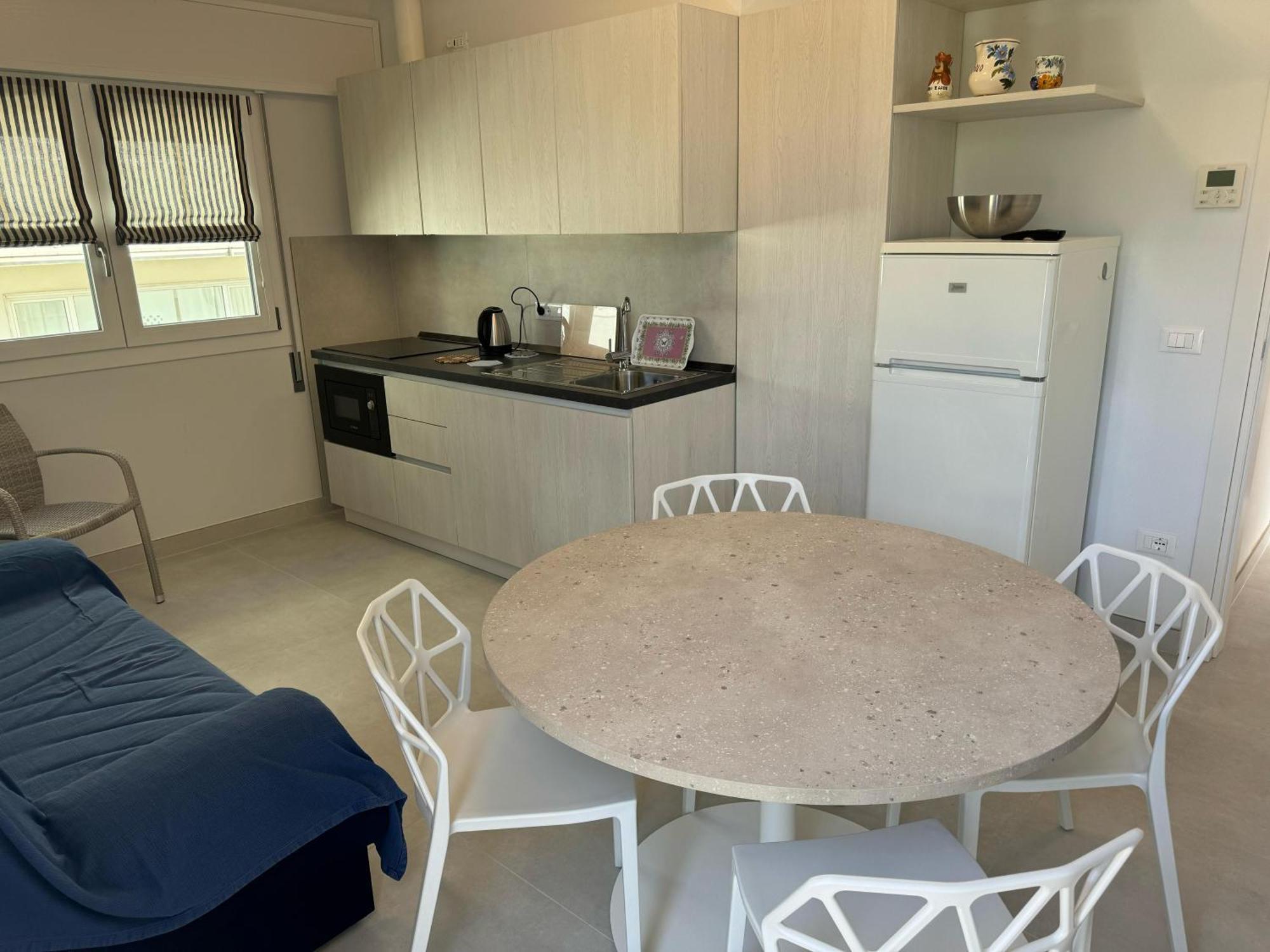 App4Rent Villa Zanetti - Appartamenti Con Spiaggia Privata Frontemare Lido di Jesolo Esterno foto