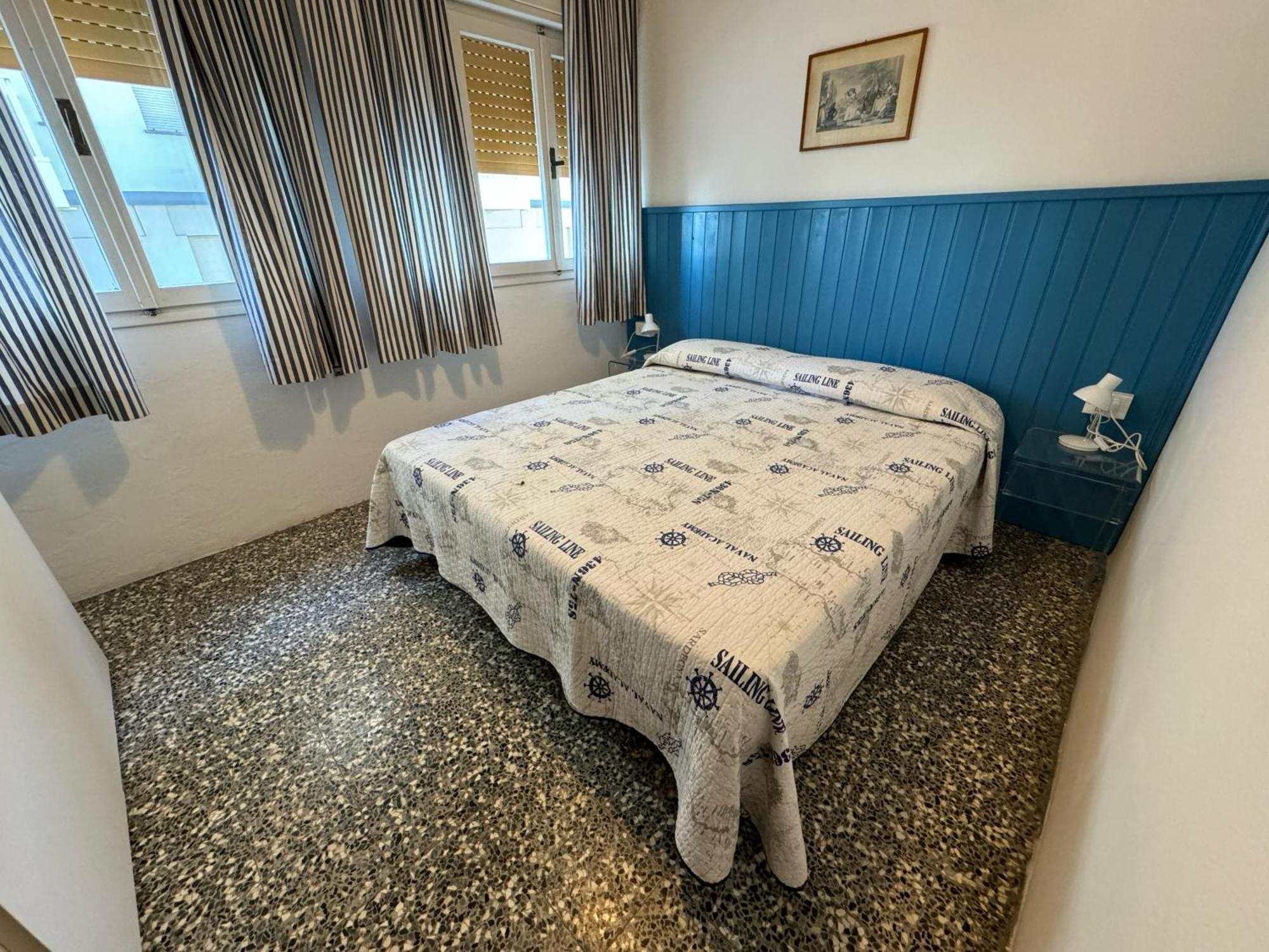 App4Rent Villa Zanetti - Appartamenti Con Spiaggia Privata Frontemare Lido di Jesolo Esterno foto